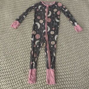 Gently Worn Little Sleepies Pink & Grey Planet Zippie. Size 12-18 Months.